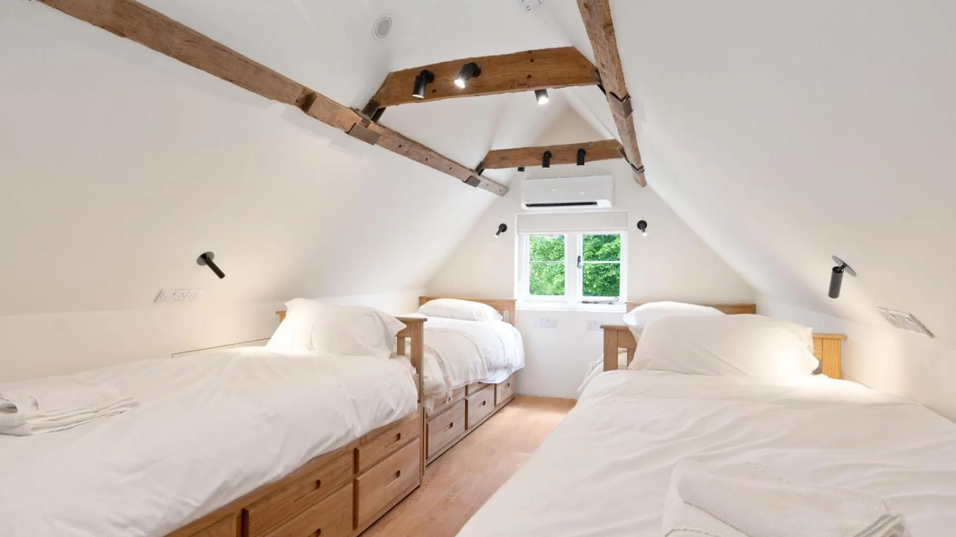 The Manor At Minstrel Court With Hot Tub Villa Cambridge  Cambridge (Cambridgeshire)